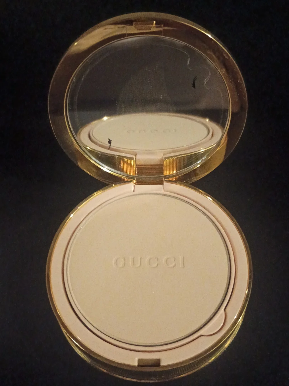 Gucci Poudre de Beauté Mat Naturel - Beige Beauty Powder